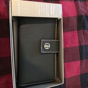 Giani Bernini Black Leather Snap Wallet with Silver Logo for Women